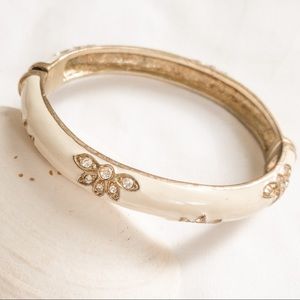 Banana Republic Cream Enamel and Gold Crystal Bangle Bracelet